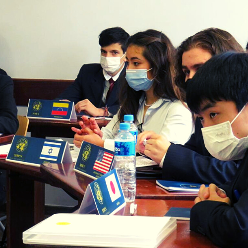 Alunos do Ensino Médio atuando no STMUN, 2022