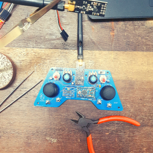 Controle remoto para aula de tecnologia do 12o ano