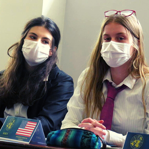 Alunos do Ensino Médio atuando no STMUN, 2022