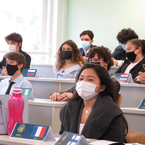 Alunos do Ensino Médio atuando no STMUN, 2022